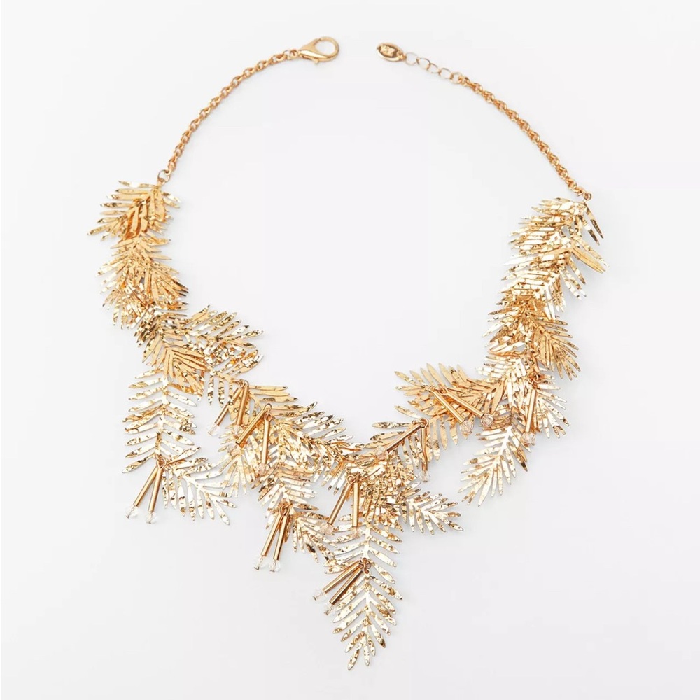 Zara Metal Leaves Necklace
